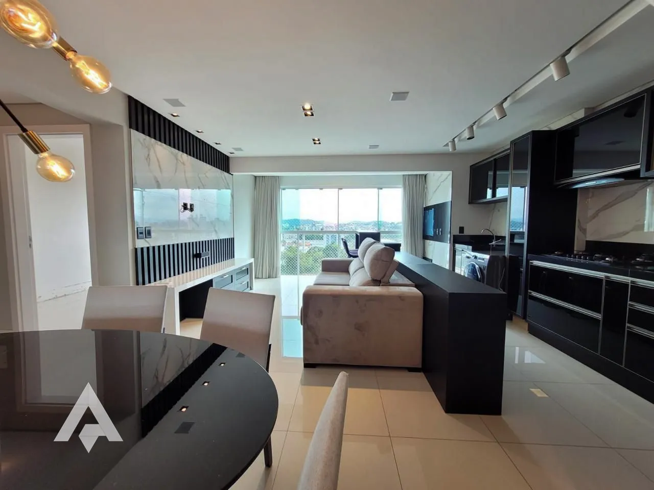 Apartamento mobiliado de 2 dormitórios à venda por R$ 560,000,00 - Bairro Itoupava Norte - Blumenau/SC — foto 3