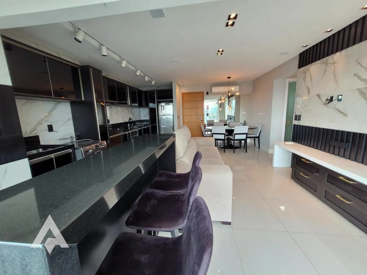 Apartamento mobiliado de 2 dormitórios à venda por R$ 560,000,00 - Bairro Itoupava Norte - Blumenau/SC — foto 7