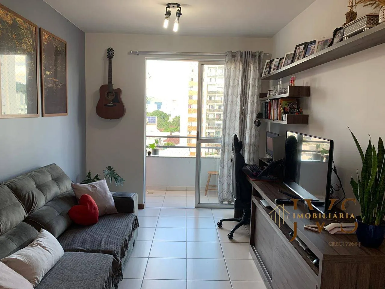 APARTAMENTO MOBILIADO À VENDA - CENTRO DE BLUMENAU - foto 1