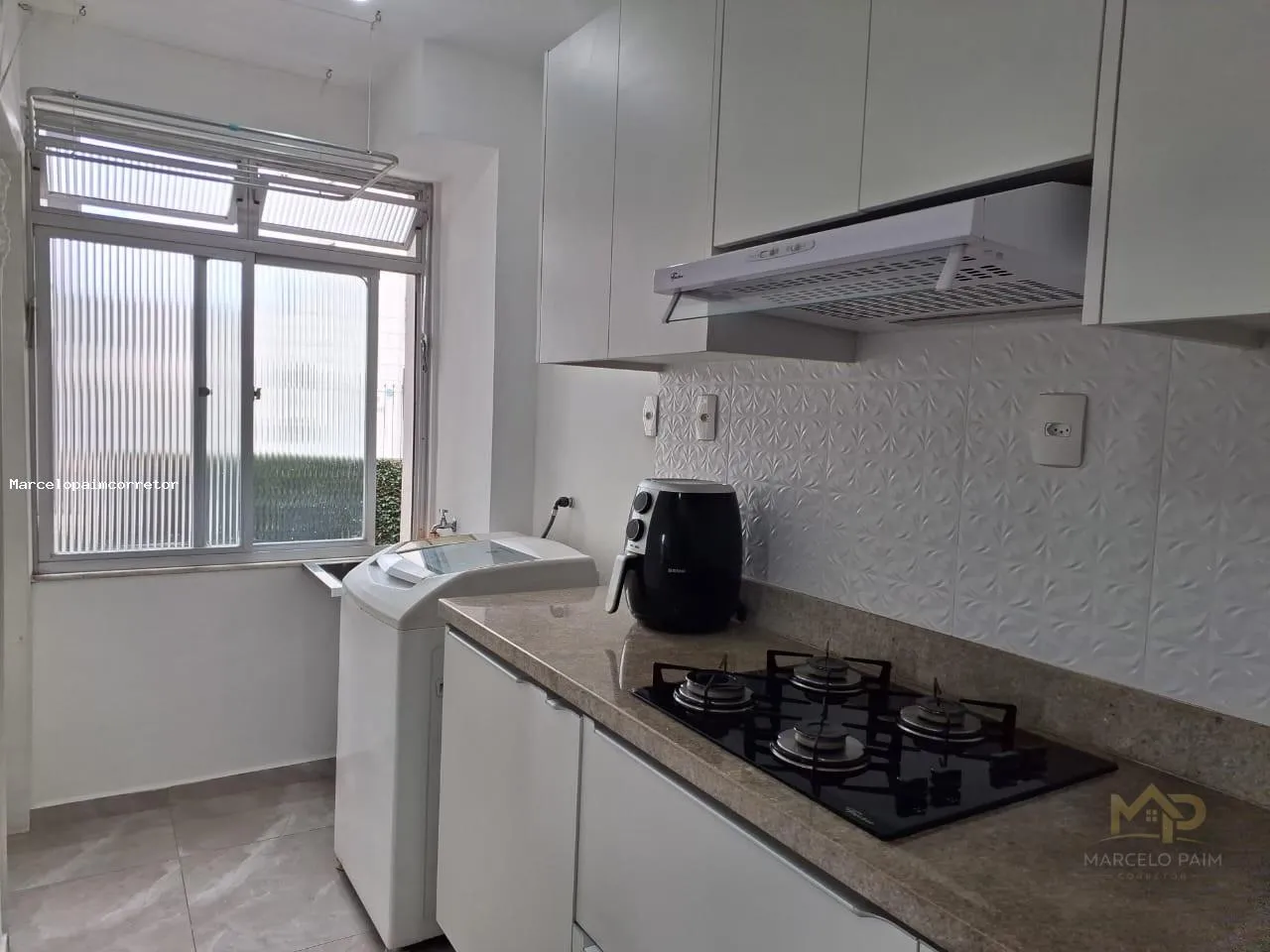 Apartamento para Venda em Florianópolis, Carvoeira, 3 dormitórios, 1 suíte, 2 banheiros, 1 vaga - foto 1