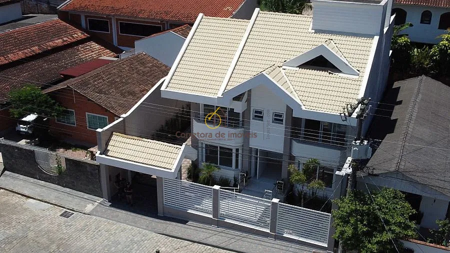 Casa alto padrão - foto 1