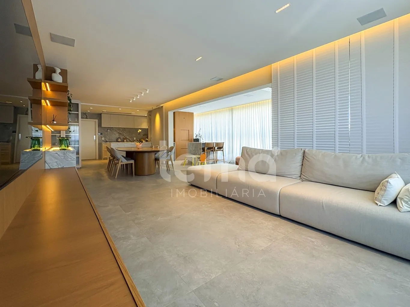 Apartamento mobiliado, equipado e decorado com 3 suítes no bairro Jardim Blumenau, em Blumenau. — foto 7