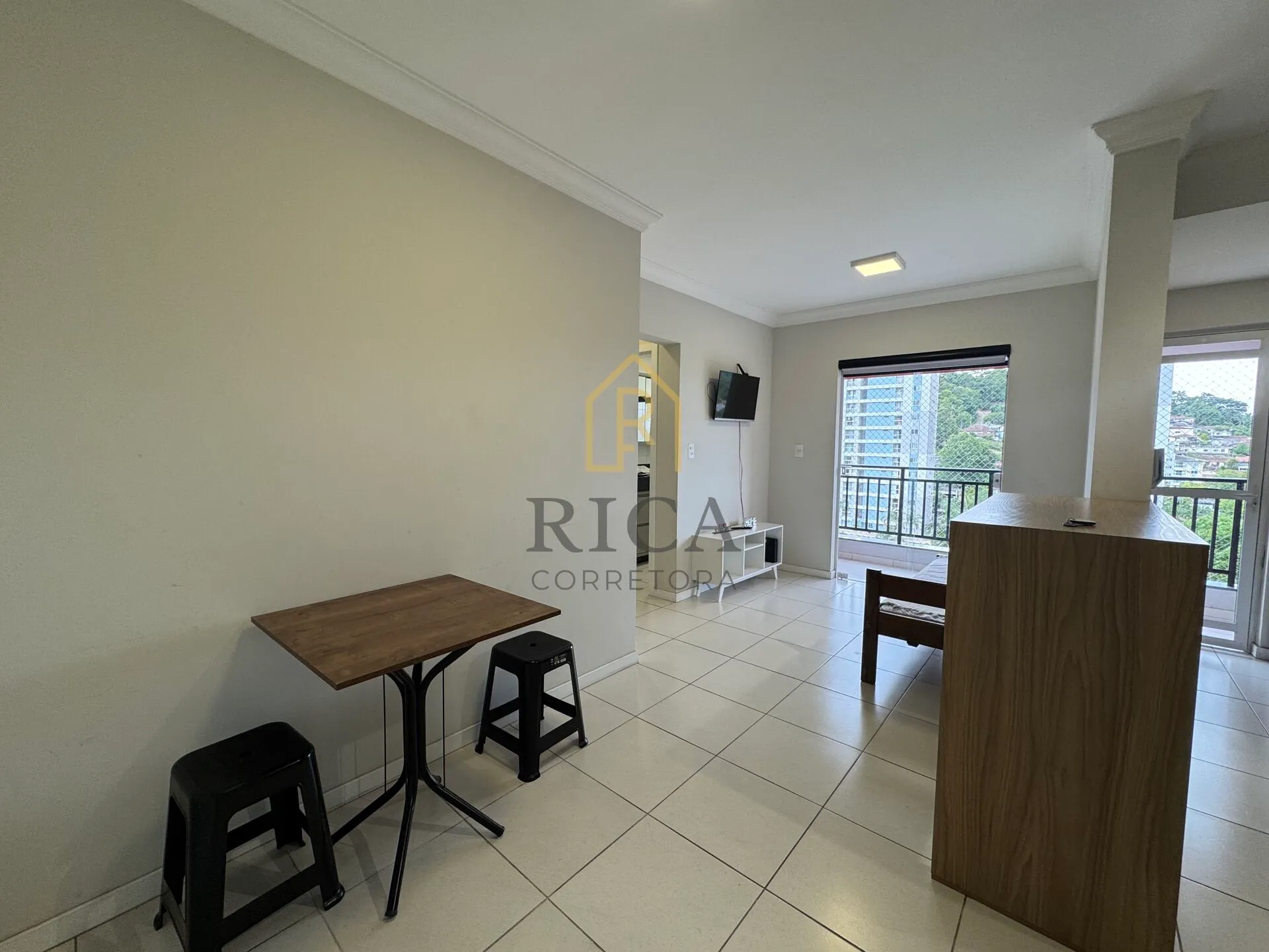 Apartamento com 02 dormitórios totalmente mobiliado à venda no bairro Escola Agrícola! — foto 7