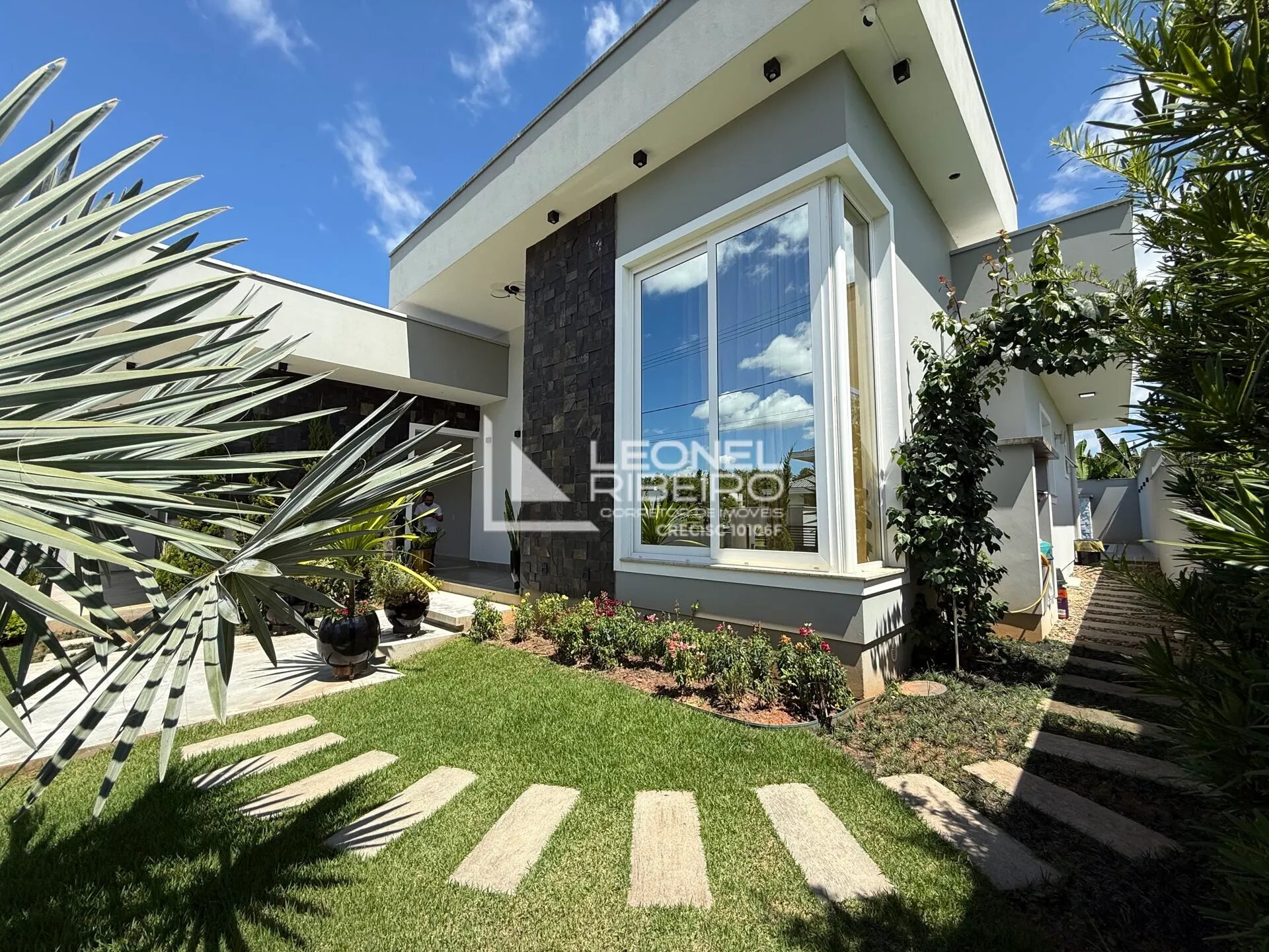 Casa alto padrão à venda com 3 dormitórios (suítes) à venda, 233 m no bairro das Capitais em Timbó-SC — foto 4