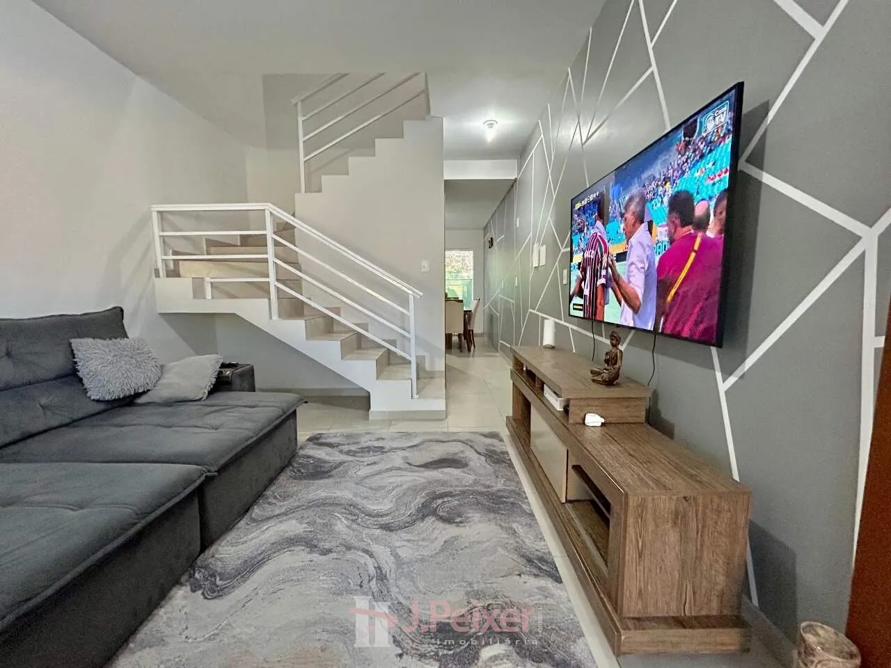 Casa semi-mobiliada com ótima localização em rua sem saída no bairro Velha próximo a Cooper da Omino — foto 2