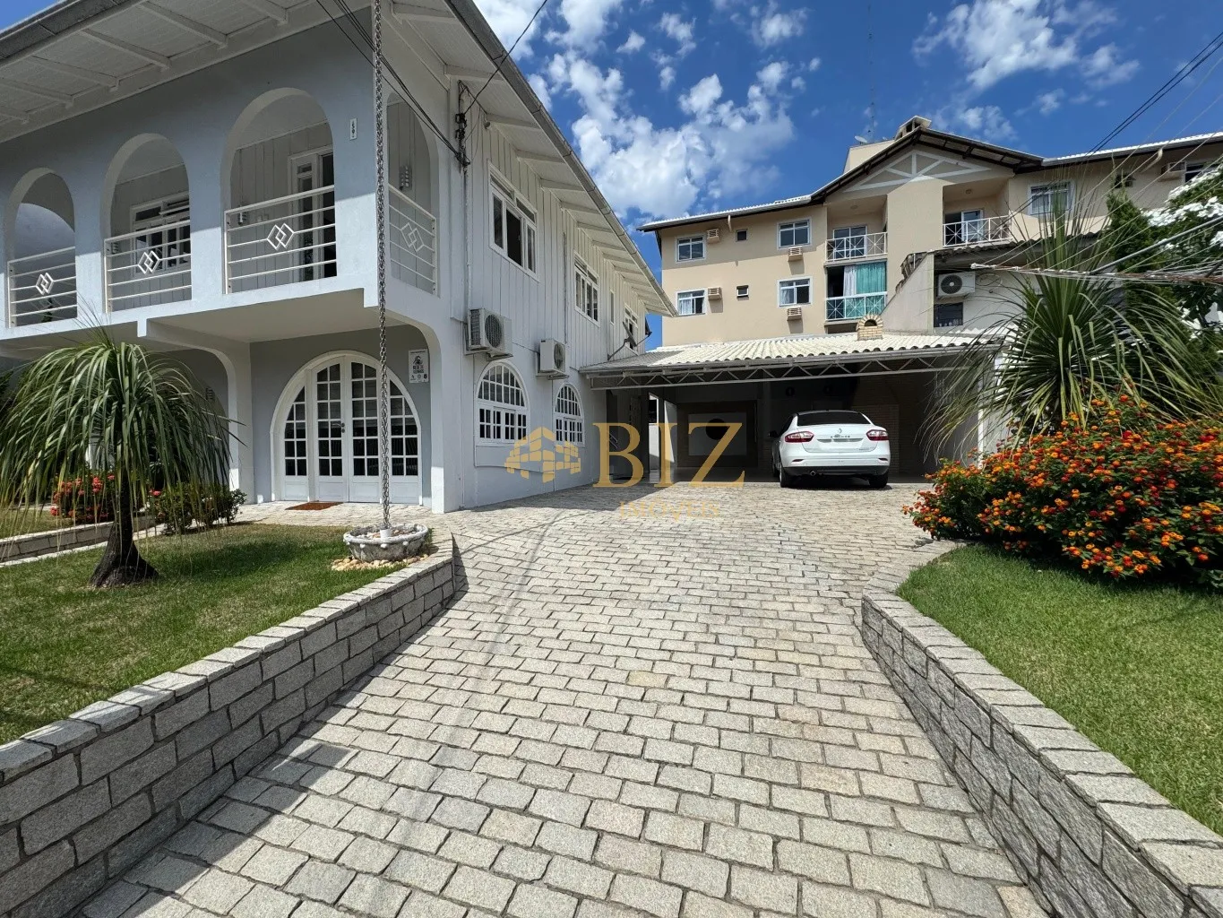 Casa mista em terreno com 304m no início do Bairro Água Verde! — foto 2
