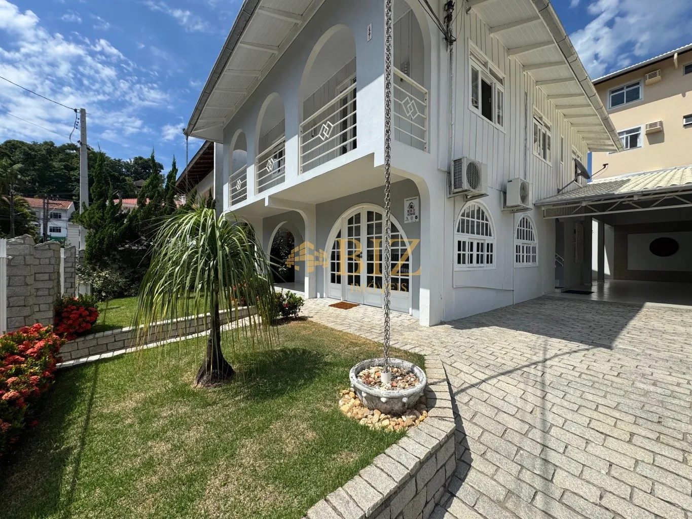 Casa mista em terreno com 304m no início do Bairro Água Verde! — foto 3