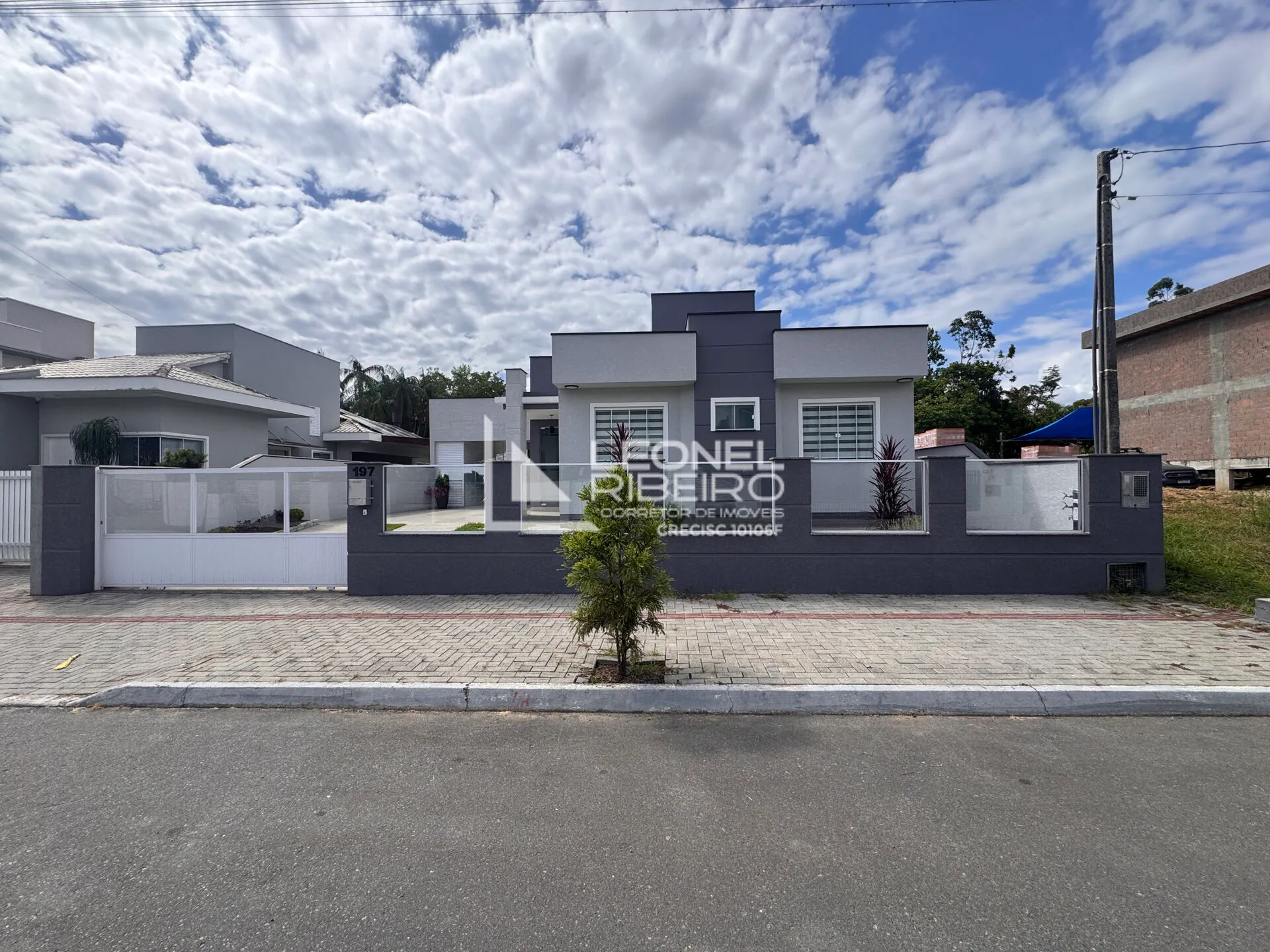 Casa alto padrão com 3 dormitórios (1 suíte) à venda, 126 m no bairro Das Capitais em Timbó-SC — foto 6