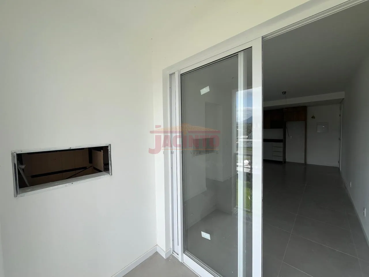 Apartamento novo semi mobiliado com 2 dormitórios no Bairro Fortaleza Alta. — foto 7