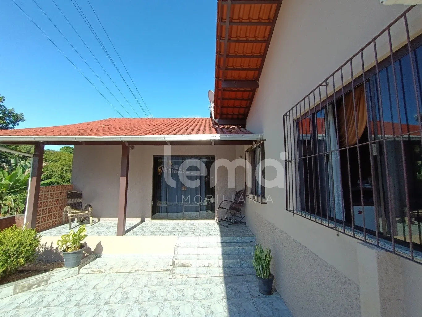 Casa semimobiliada com 3 dormitórios no bairro Tapajós em Indaial. — foto 2