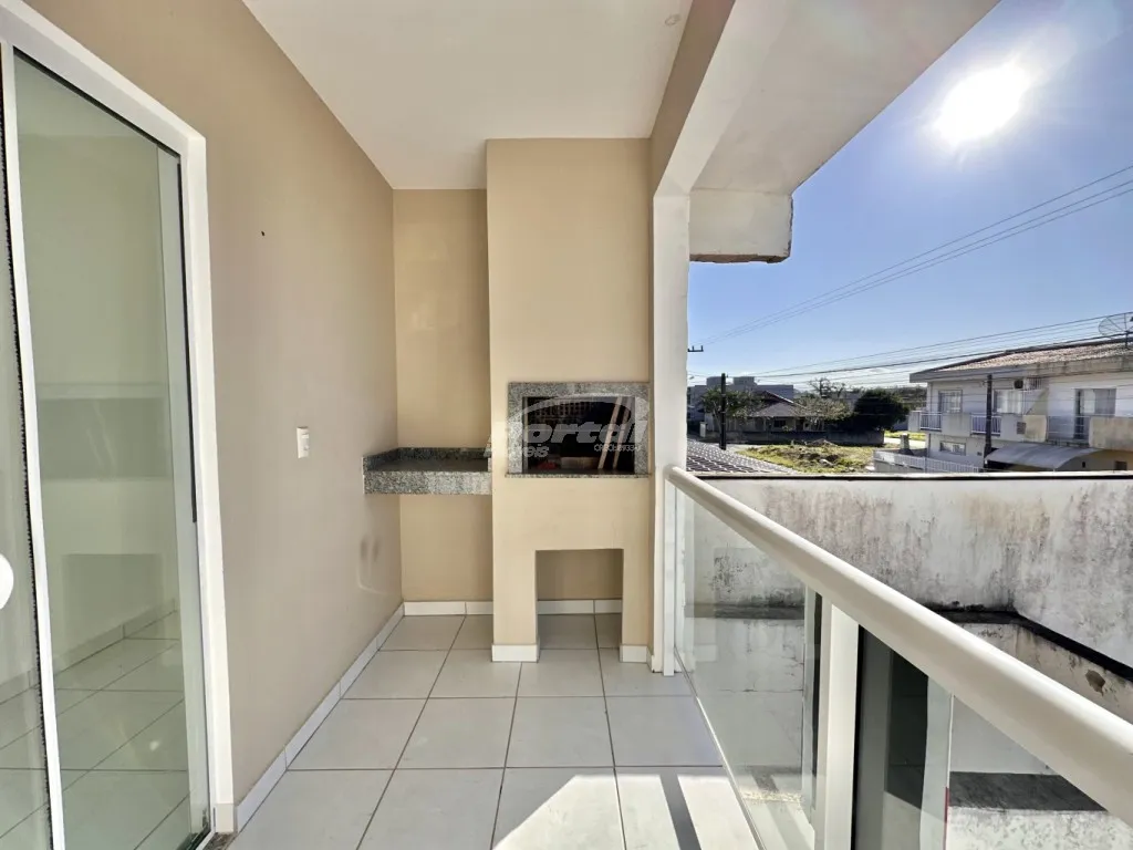 Apartamento com 2 dormitórios, sendo 1 suíte, churrasqueira e 1 vaga de garagem — foto 4