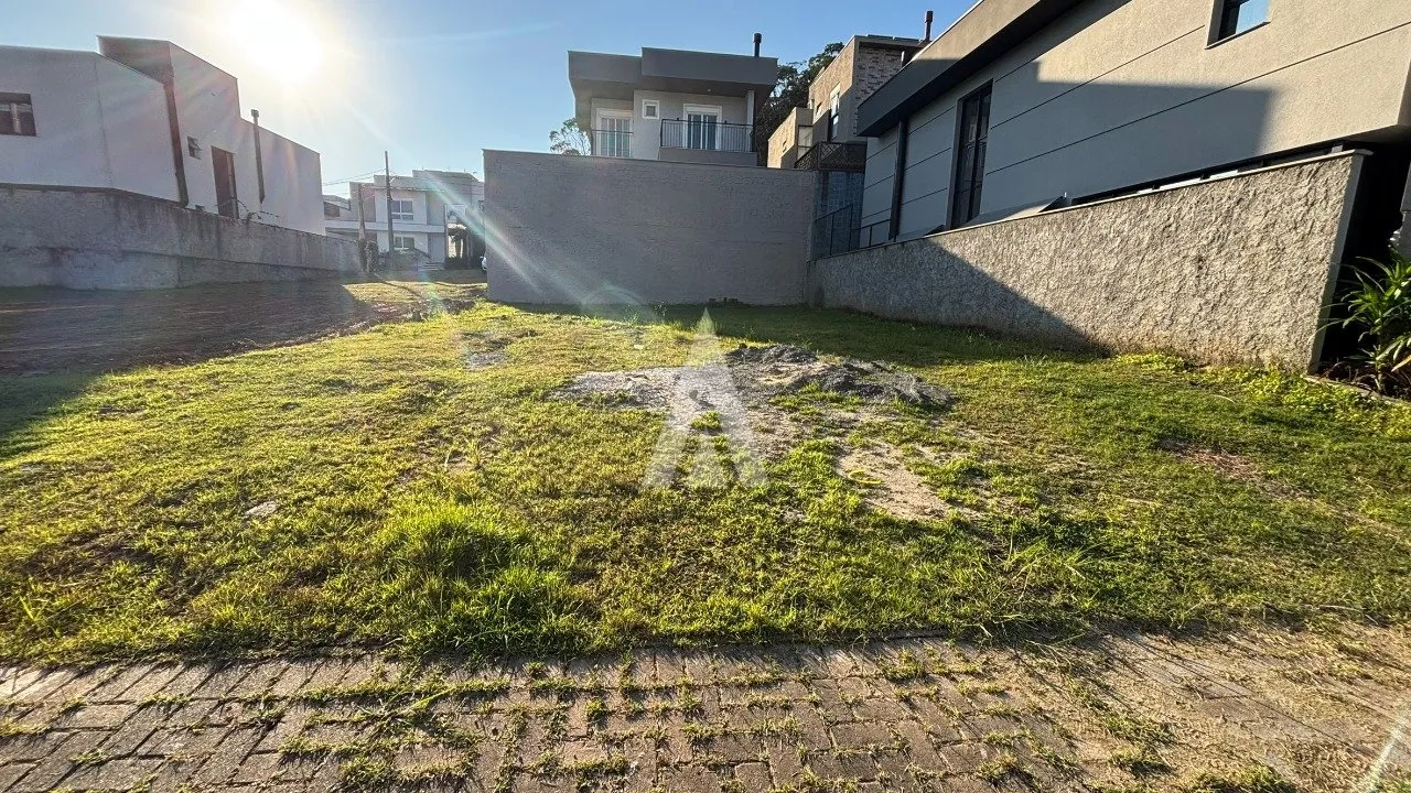 Terreno à venda no bairro Vila Nova em Joinville-SC por R$700.000,00. Terreno com área de 240m. — foto 2