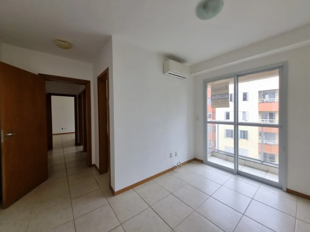 Apartamento com 1 suíte mais 1 quarto à venda no bairro Santo Antônio em Joinville - SC por R$ 400.000,00. — foto 2
