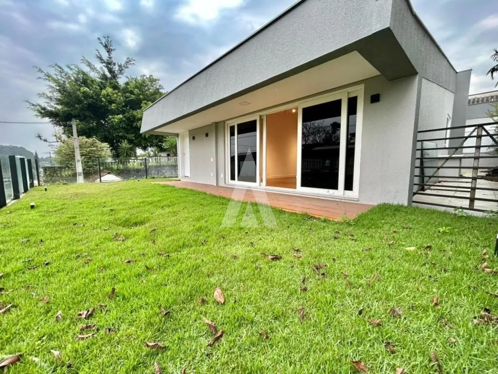 Casa plana, totalmente averbada, com 265 m de área construída em terreno de 495 m. - foto 1
