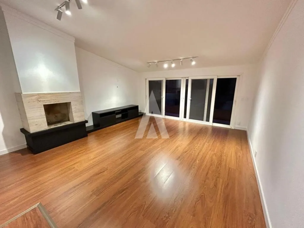 Casa plana, totalmente averbada, com 265 m de área construída em terreno de 495 m. — foto 6