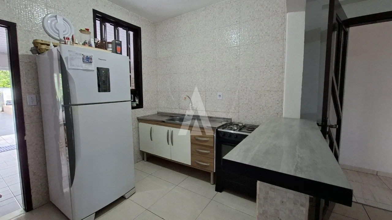 Casa com 1 suíte e 2 quartos à venda no bairro Anita Garibaldi em Joinville-SC por R$760.000,00. — foto 6
