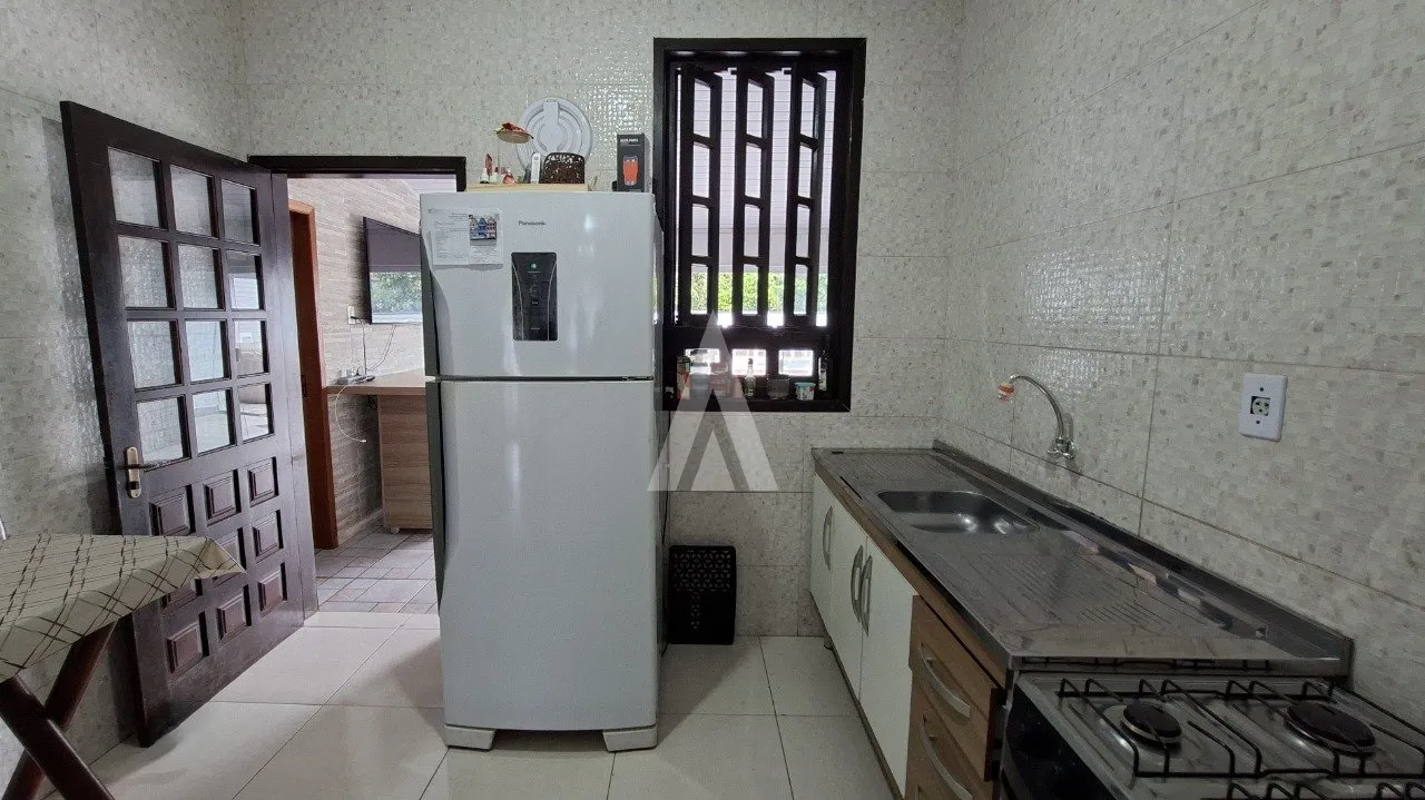 Casa com 1 suíte e 2 quartos à venda no bairro Anita Garibaldi em Joinville-SC por R$760.000,00. — foto 7