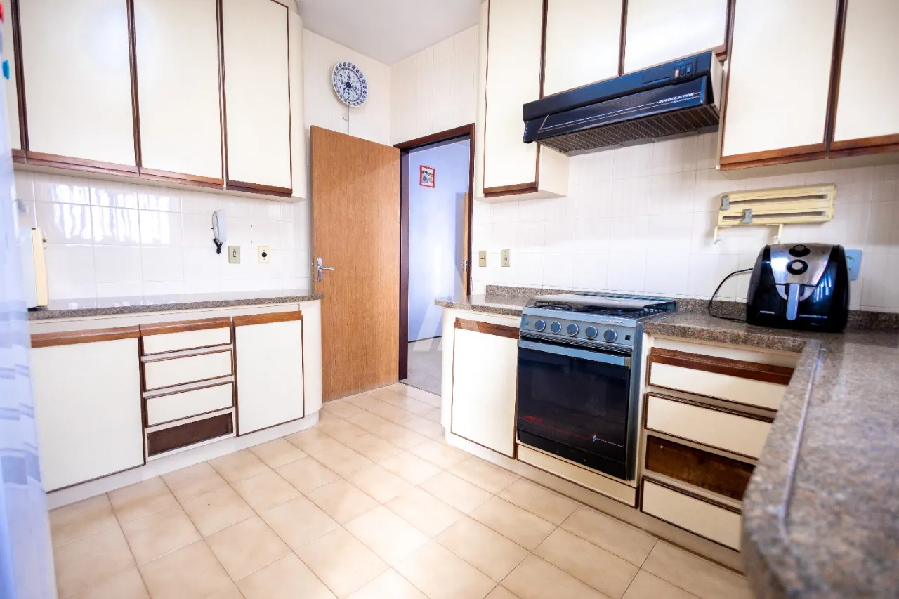 Casa residencial/comercial à venda no bairro Bom Retiro - Joinville/SC de R$ 1.570.000,00 por R$ 1.499.000,00 — foto 7
