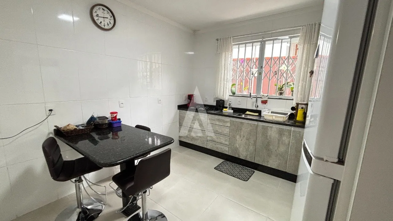 Casa com 2 suítes e 2 quartos à venda no bairro Floresta em Joinville-SC por R$1.500.000,00. — foto 6