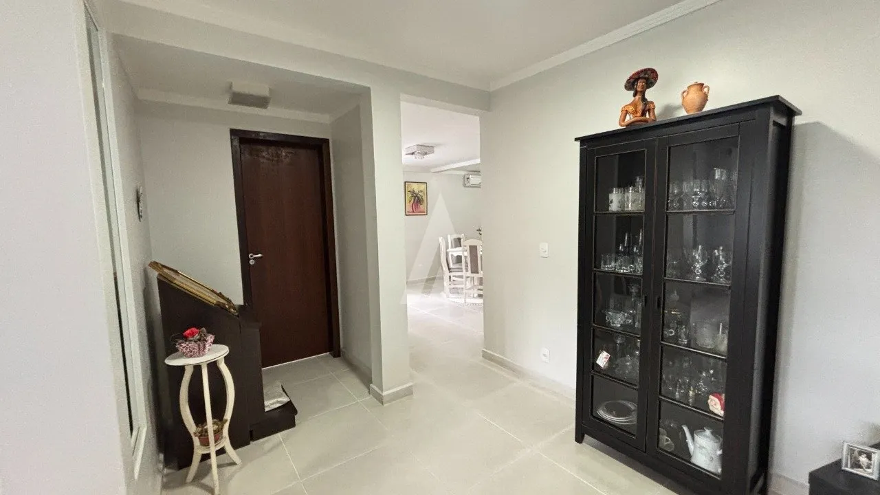 Casa com 2 suítes e 2 quartos à venda no bairro Floresta em Joinville-SC por R$1.500.000,00. — foto 7