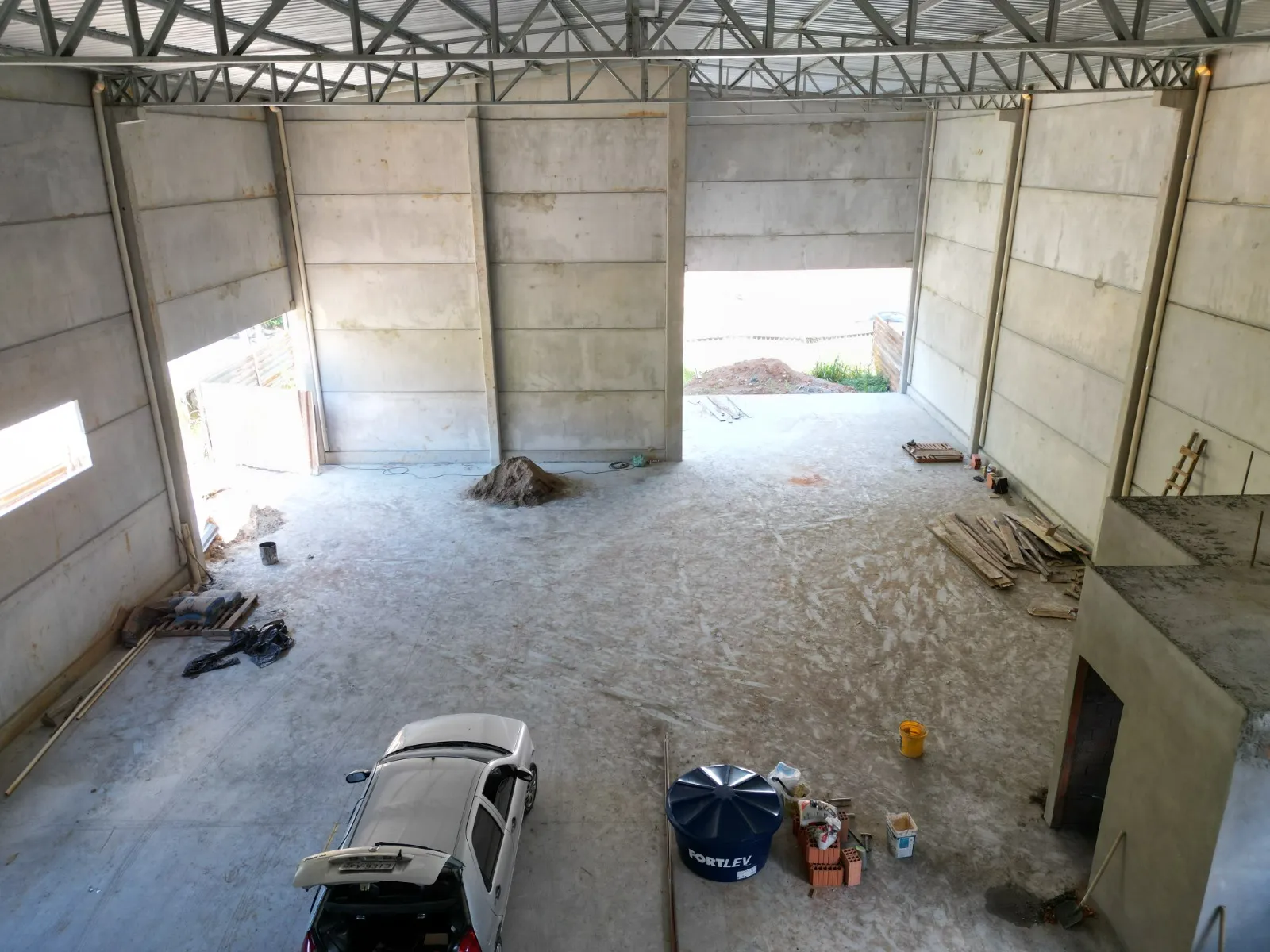 Galpão NOVO a venda frente comercial — foto 3