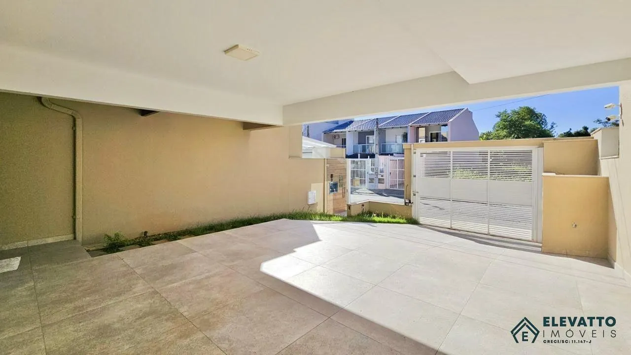 Casa para Venda em Blumenau, Velha Central, 2 dormitórios, 2 suítes, 4 banheiros, 2 vagas — foto 2