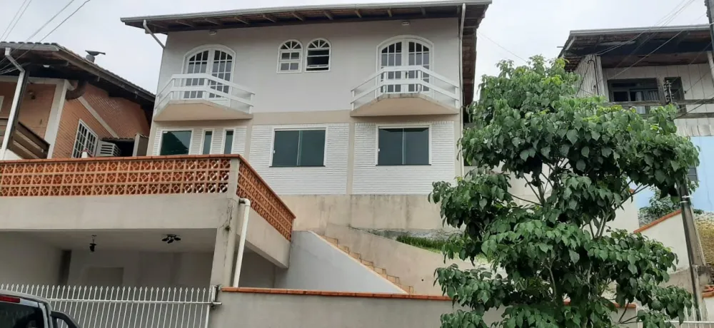 Bela Residência Bairro Água Verde - Blumenau — foto 2