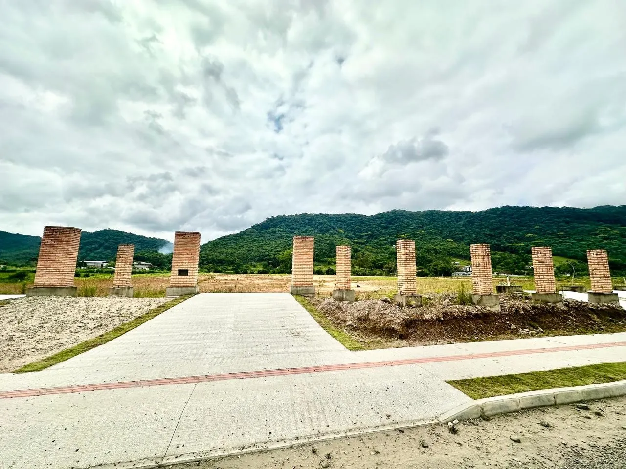 Lotes Chácaras - 1342 m2 - foto 1