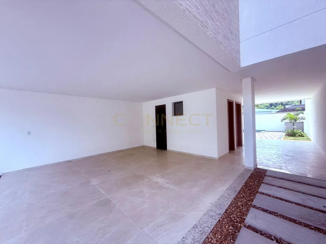 Triplex Exclusivo com Piscina sendo 3 Suítes na Escola Agricola - Blumenau — foto 3