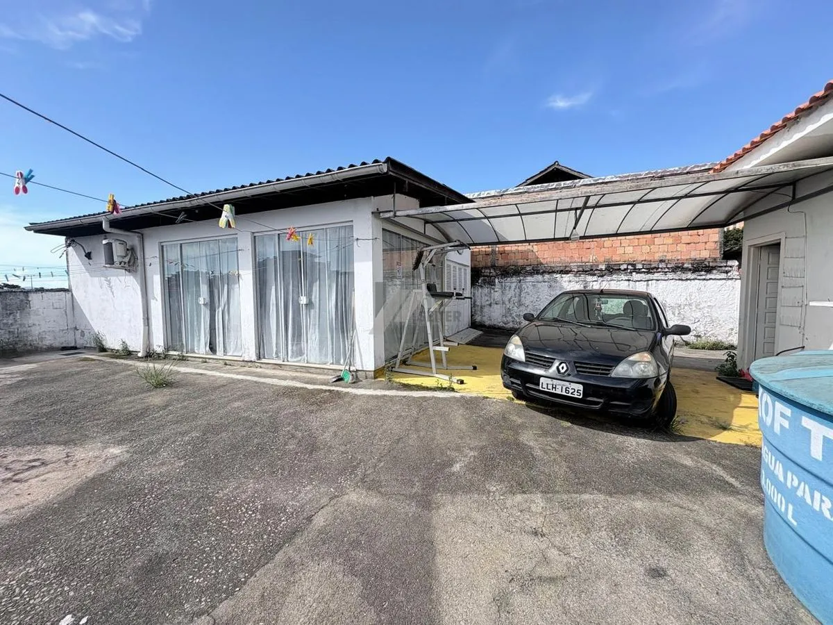 Casa 3 dormitórios com suite para venda Itacorubi Florianópolis — foto 3