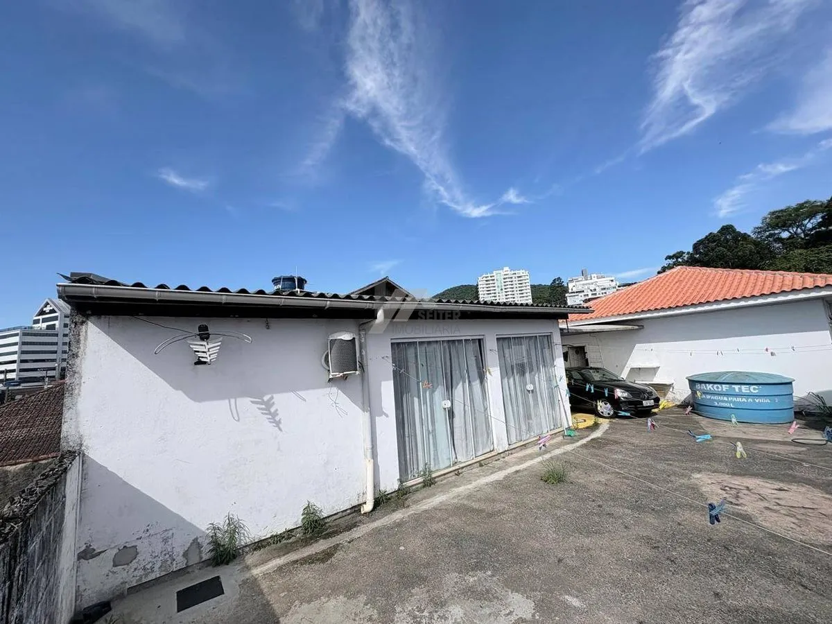 Casa 3 dormitórios com suite para venda Itacorubi Florianópolis — foto 4