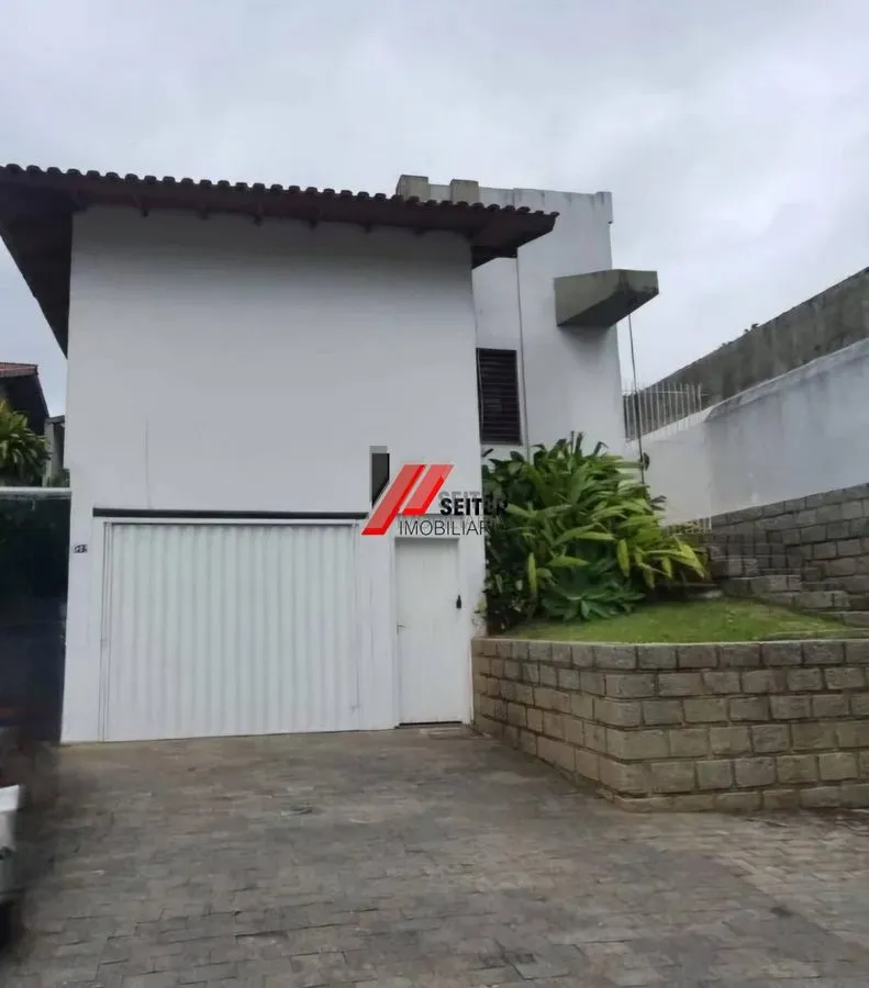 Casa à venda 350m 6 dormitórios 2 suítes 3 vagas de garagem — foto 3