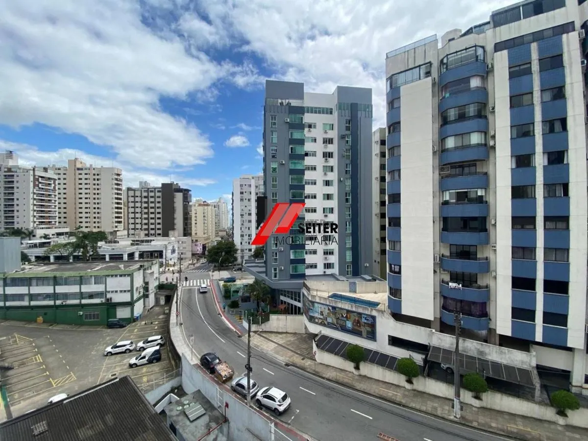 Apartamento com 3 dormitórios à venda no centro de Florianópolis — foto 3