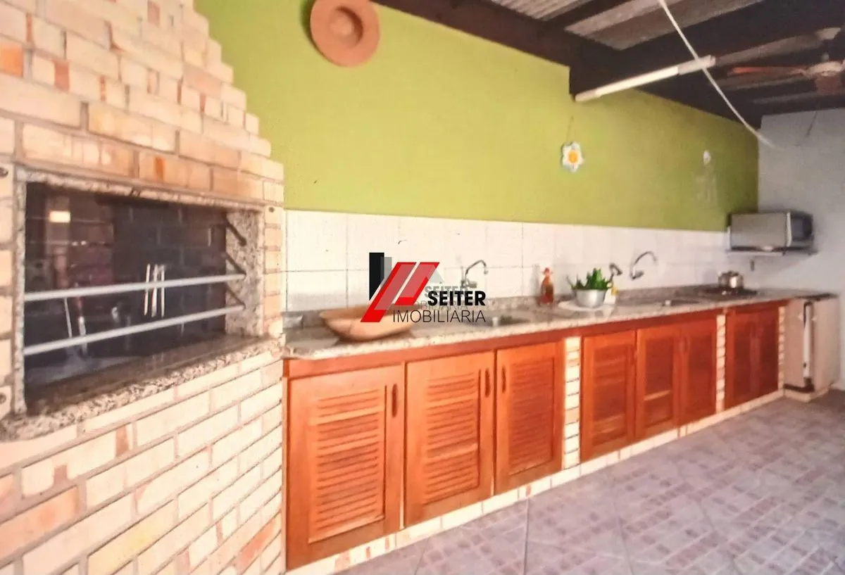 casa à venda na trindade Florianópolis - foto 1