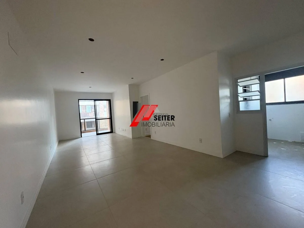 Apartamento à venda no Itacorubi Florianópolis - foto 1