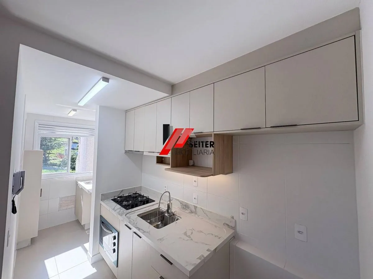 Apartamento de 2 dormitórios com suite e sacada com churrasqueira a venda Itacorubi — foto 3