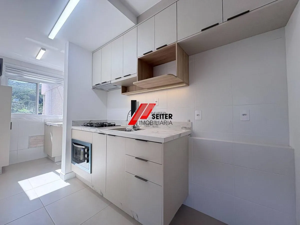 Apartamento de 2 dormitórios com suite e sacada com churrasqueira a venda Itacorubi — foto 4