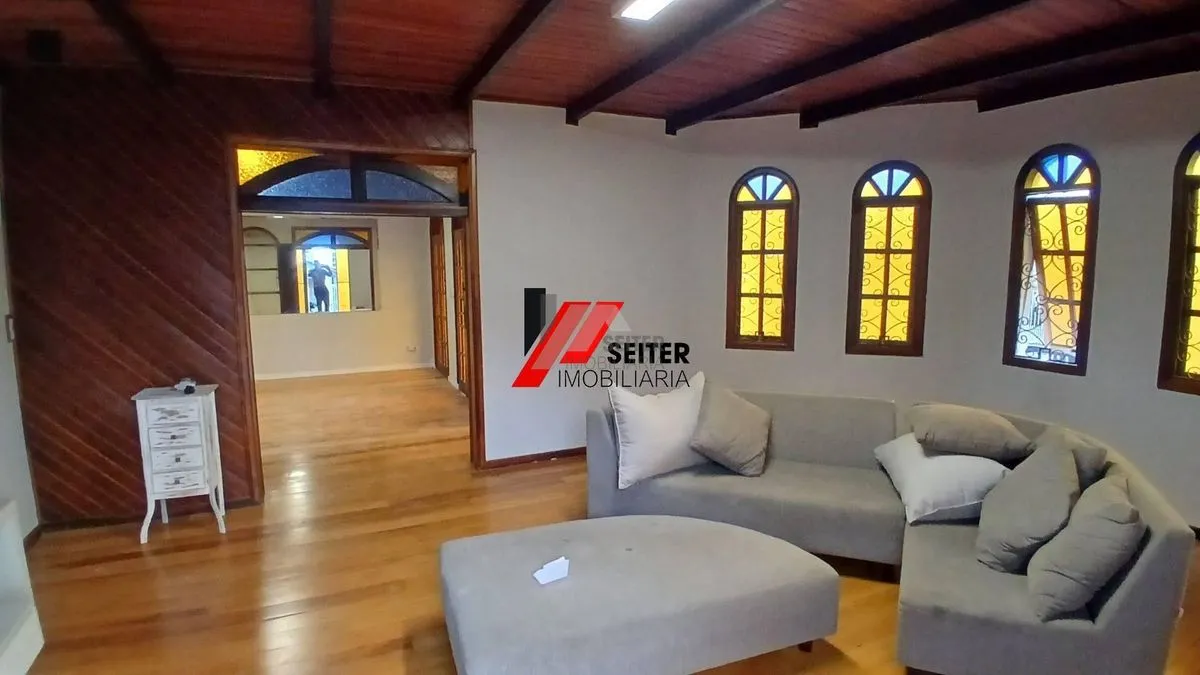 Casa a venda na agronomica — foto 2