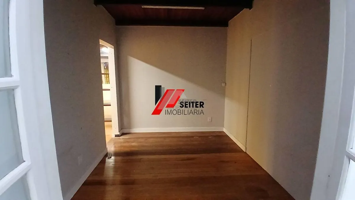 Casa a venda na agronomica — foto 5