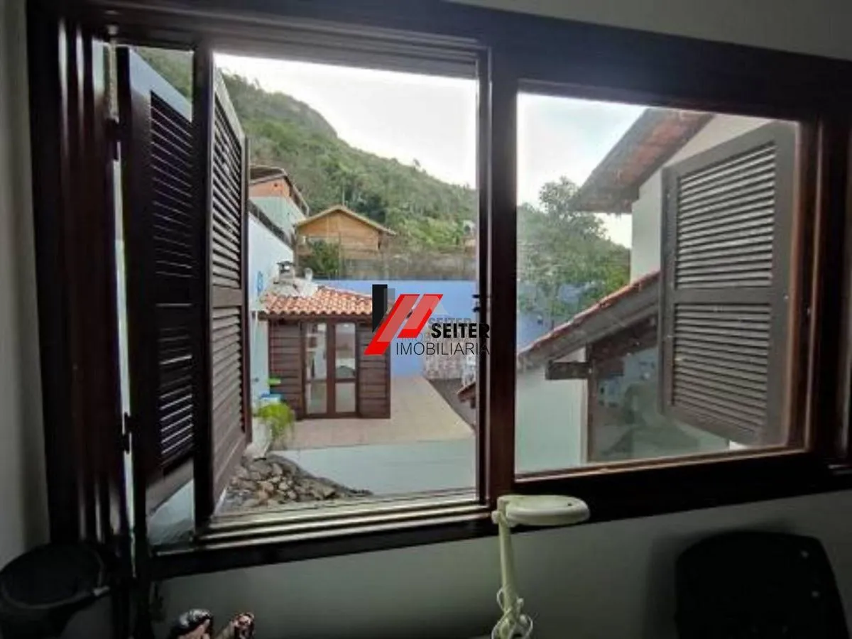 Casa com 3 dormitórios, sendo 1 suíte a venda, com área de 214,82m Trindade — foto 5