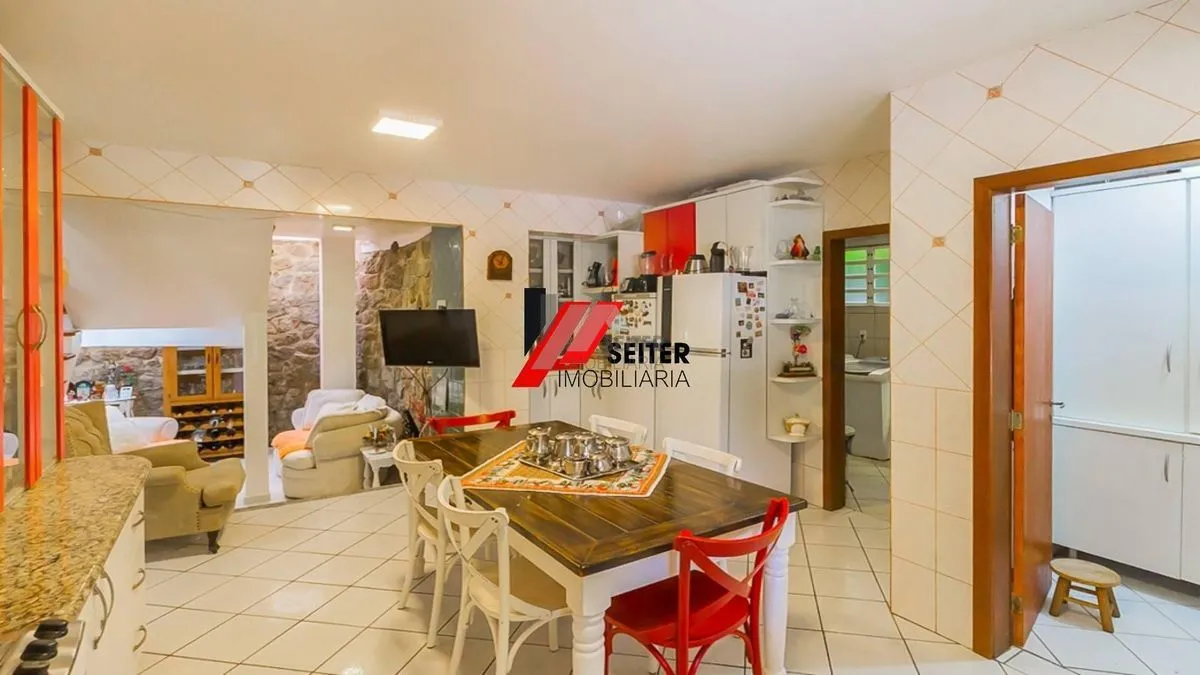 Casa a venda Trindade Florianopolis - foto 1
