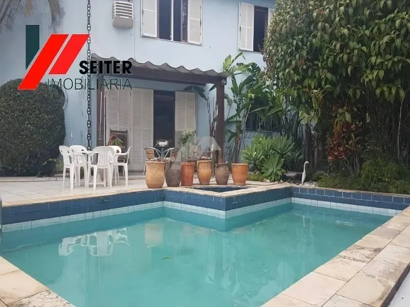 Casa 5 dormitórios com suites Venda Trindade Florianopolis - foto 1
