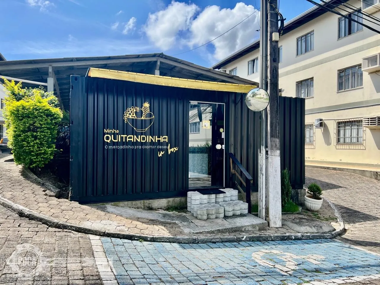 Venda de Apartamento 3 Dormitórios Água Verde — foto 3