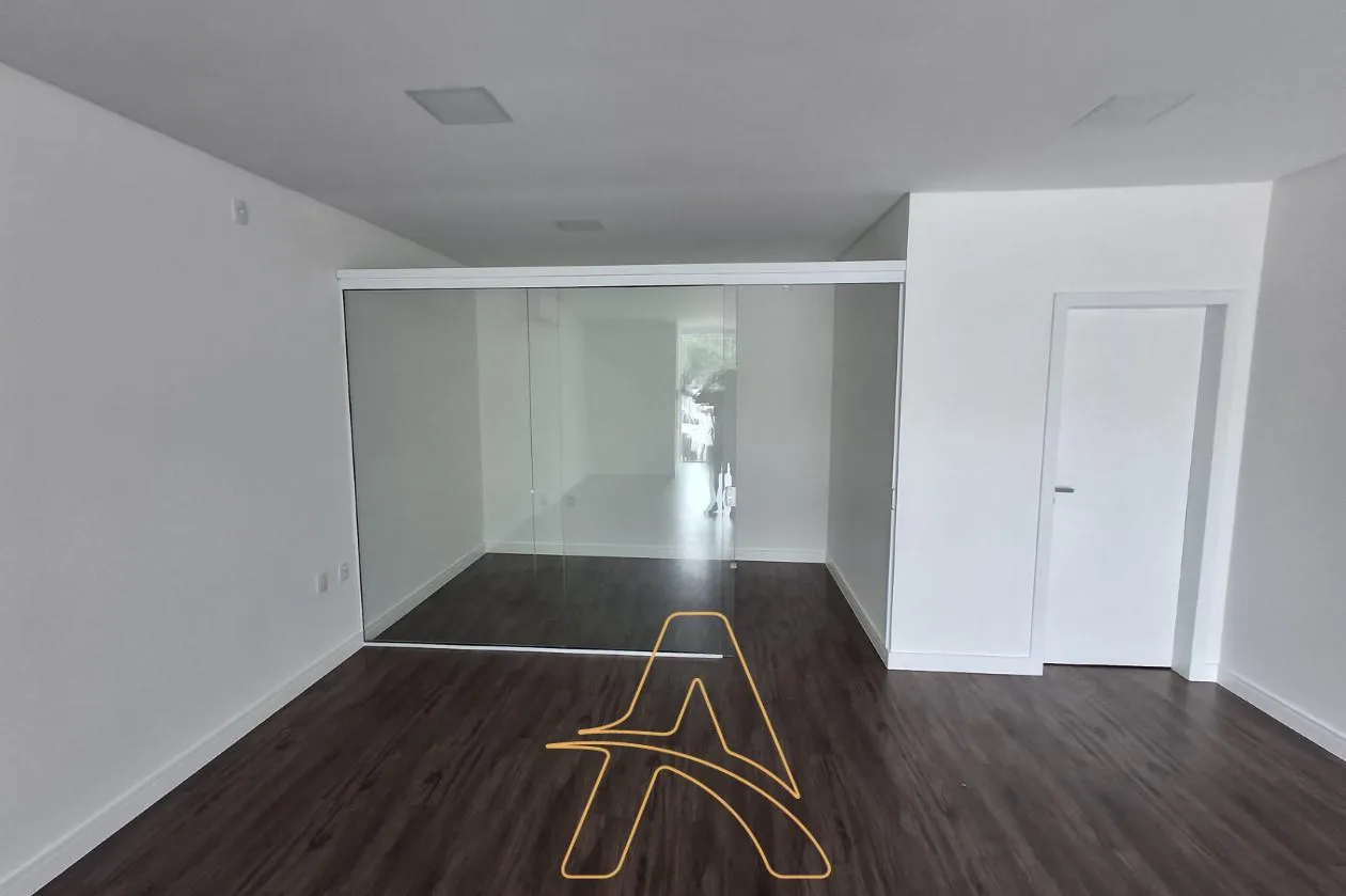 Sala Comercial Térrea com Vitrine no Bairro Velha — foto 4