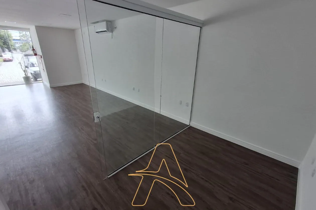 Sala Comercial Térrea com Vitrine no Bairro Velha — foto 5