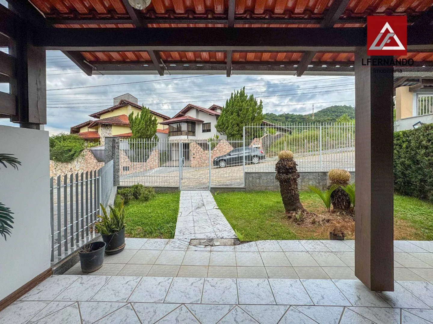 Casa com 4 dormitórios, sendo 2 suítes à venda, 416 m por R$ 1.090.000 - Garcia - Blumenau/SC — foto 4
