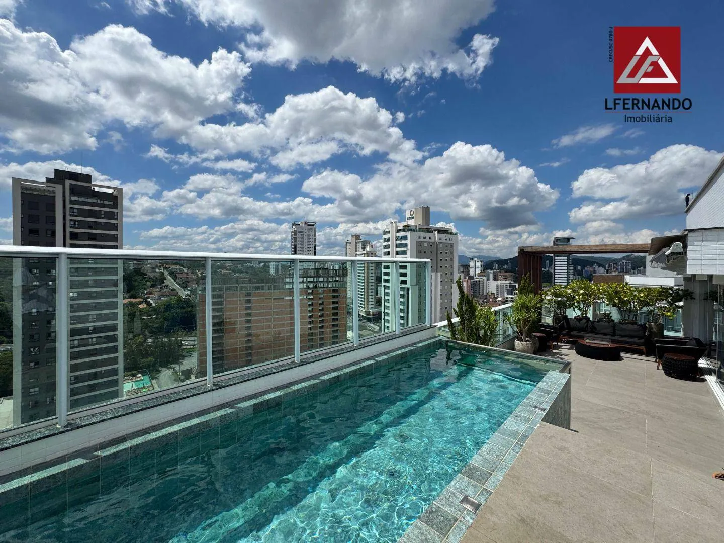 Cobertura mobiliada com 4 suítes à venda, 363 m por R$ 5.500.000 - Velha - Blumenau/SC - foto 1