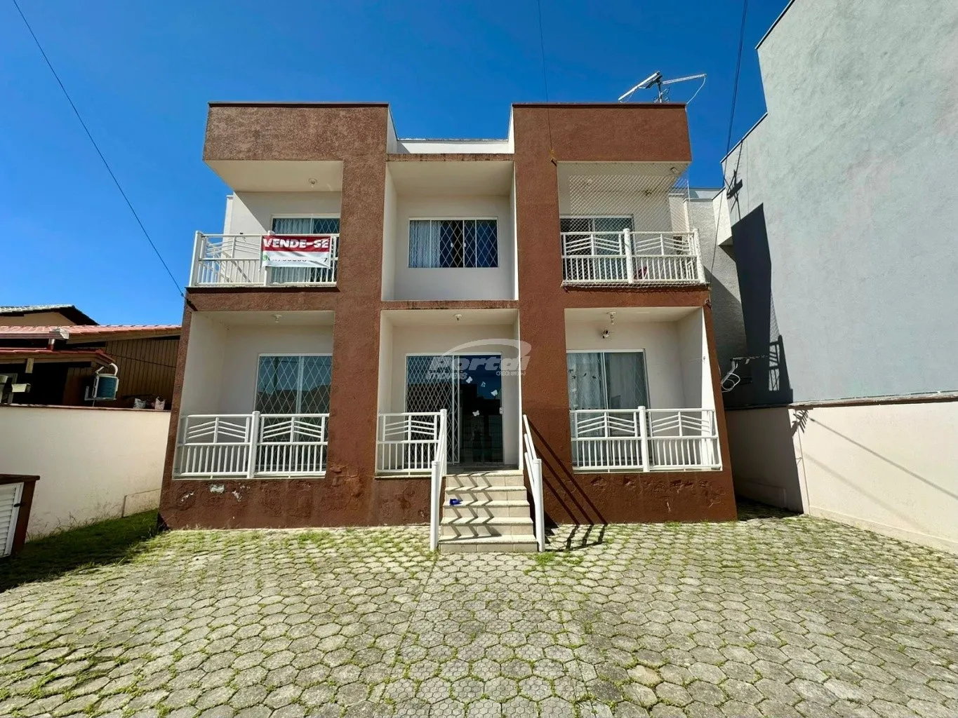 Apartamento com 2 dormitórios, sendo 1 suíte no bairro Itacolomi em Balneário Piçarras/SC (Cód. 22994) — foto 2