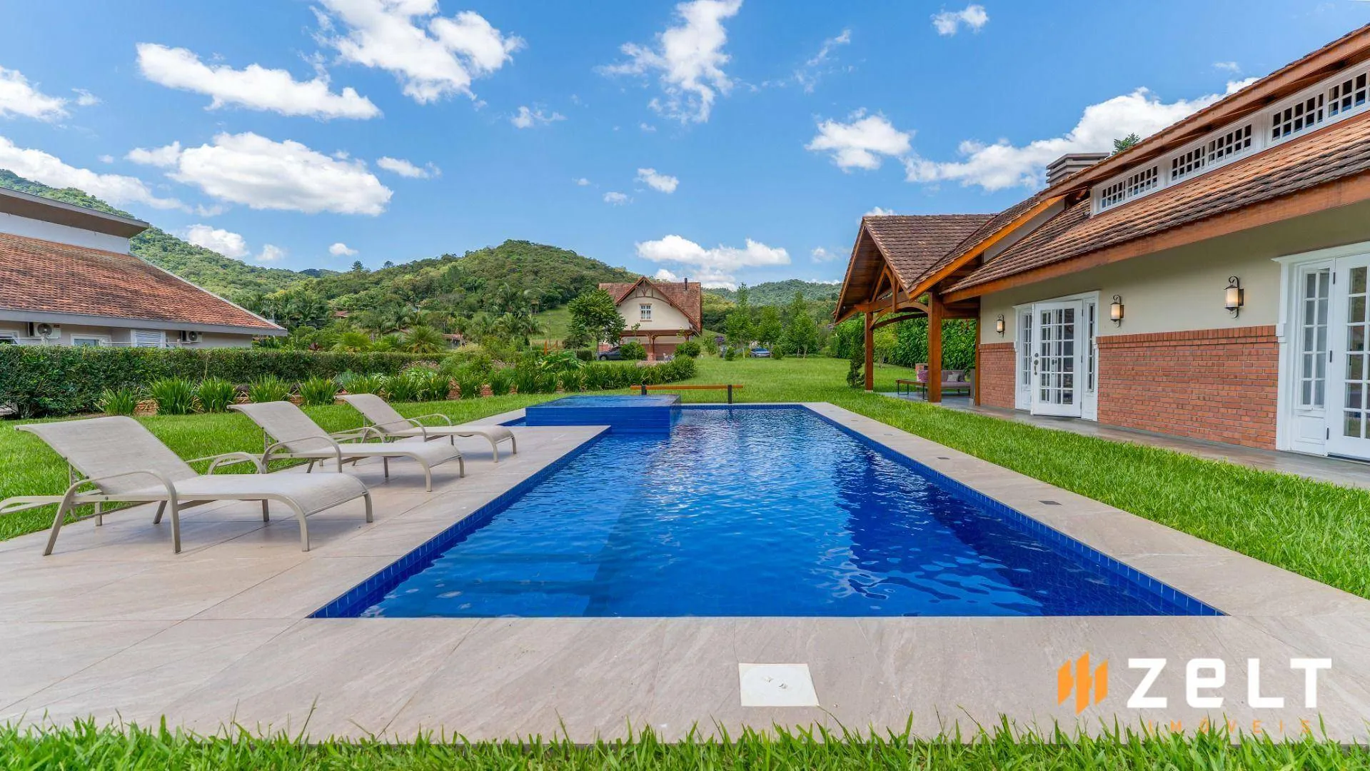 Lindíssima casa à venda, 355 m por R$ 3.200.000 - Testo Alto - Pomerode/SC - foto 1