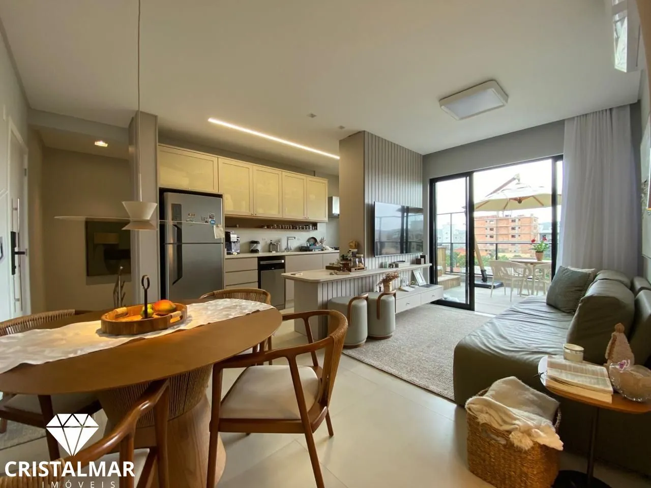 Cobertura Duplex Mobiliada com 3 Suítes e Jacuzzi em Canto Grande — foto 6